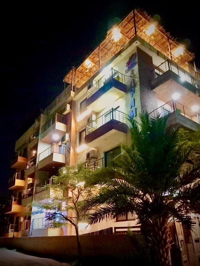 SweimehDead Sea Lafamilia Albadwan公寓式酒店 外观 照片